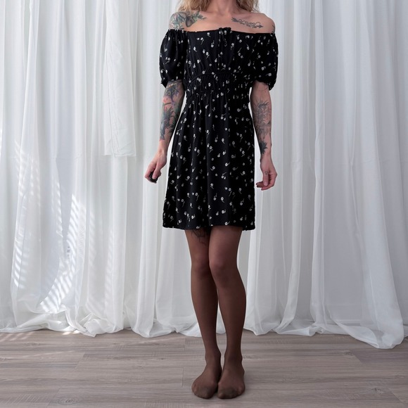 Pass Port Dresses & Skirts - Passport Black Floral Babydoll Mini Dress Boho Small